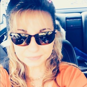 Meet your Posher, Stacey